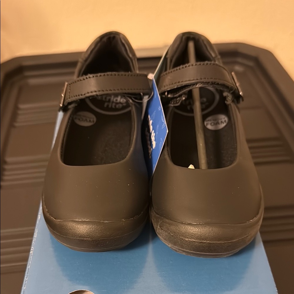 Stride Rite Mary Jane Shoes - Picture 3 of 7